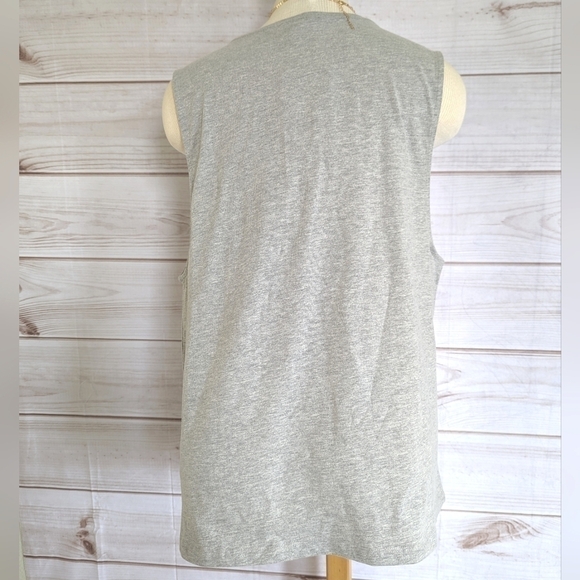 Fabletics She Can Do Anything Micah Muscle Tank in Gray Size Large NWT - Picture 4 of 9